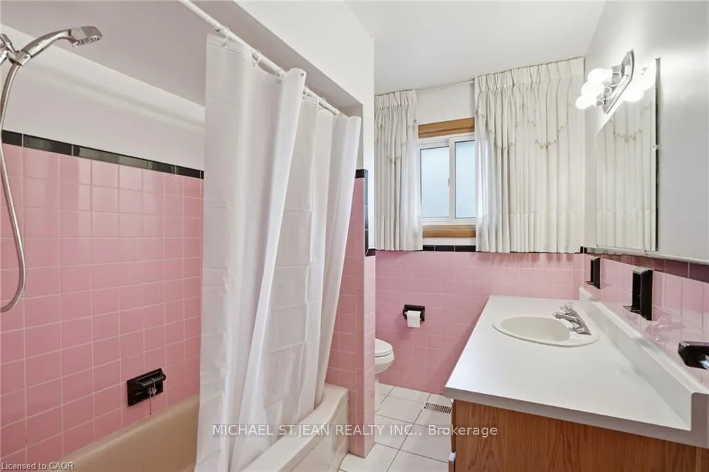 Photo 15 of 347 Hixon Road, Hamilton, Red Hill — HOMEH