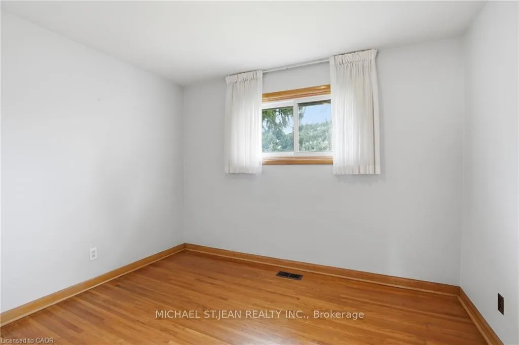 Photo 18 of 347 Hixon Road, Hamilton, Red Hill — HOMEH