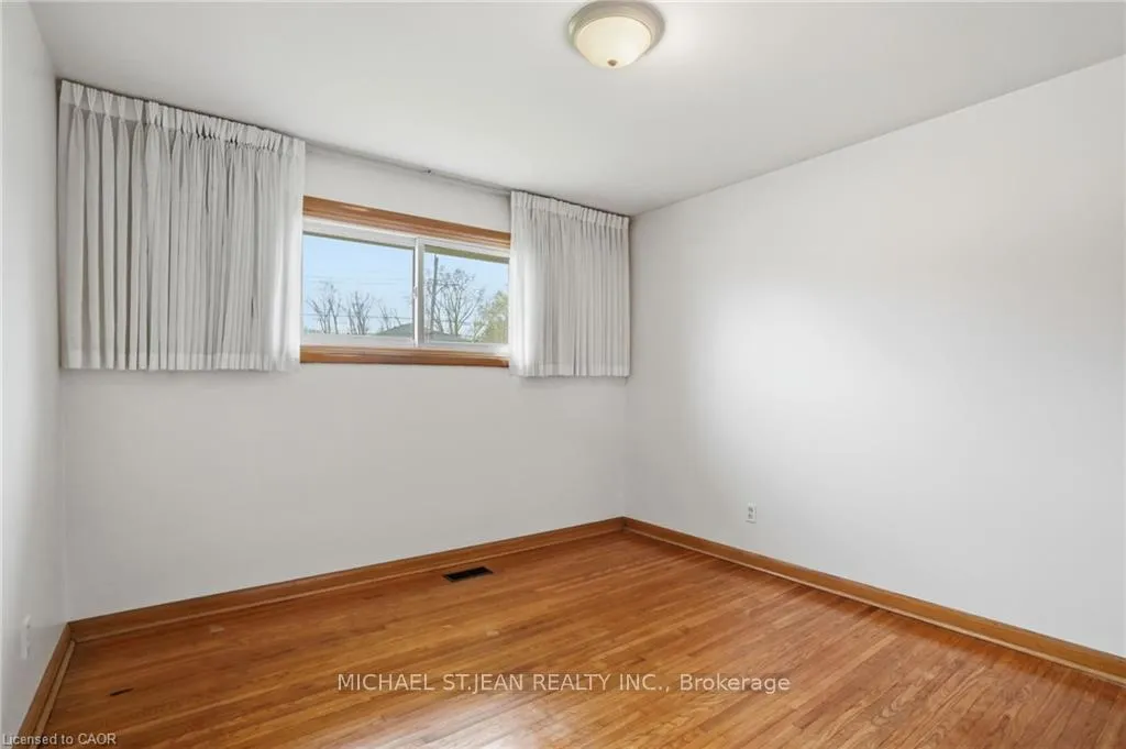 Photo 22 of 347 Hixon Road, Hamilton, Red Hill — HOMEH