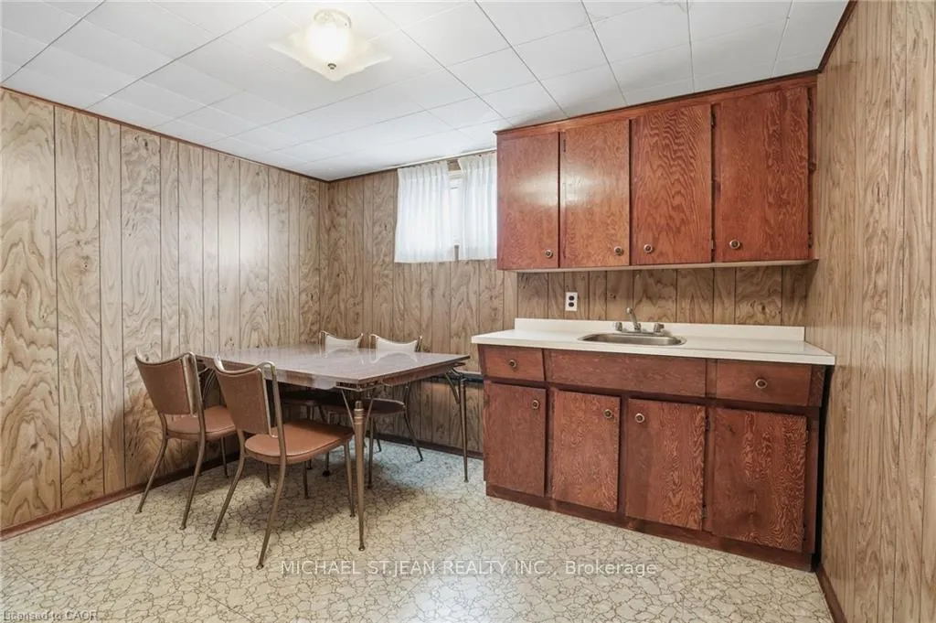 Photo 31 of 347 Hixon Road, Hamilton, Red Hill — HOMEH
