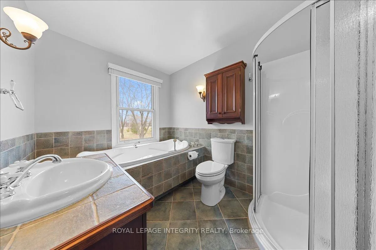 Photo 31 of 2147 Fillmore Crescent, Ottawa, Beacon Hill North — HOMEH