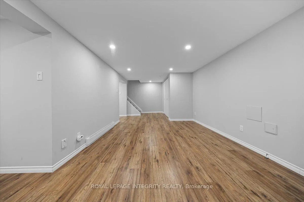 Photo 32 of 2147 Fillmore Crescent, Ottawa, Beacon Hill North — HOMEH