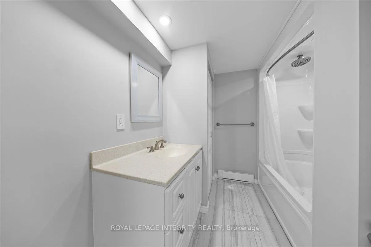 Photo 35 of 2147 Fillmore Crescent, Ottawa, Beacon Hill North — HOMEH