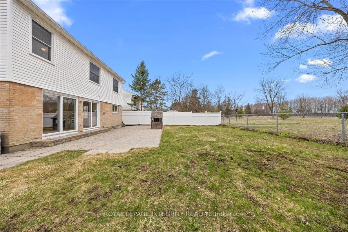 Photo 38 of 2147 Fillmore Crescent, Ottawa, Beacon Hill North — HOMEH