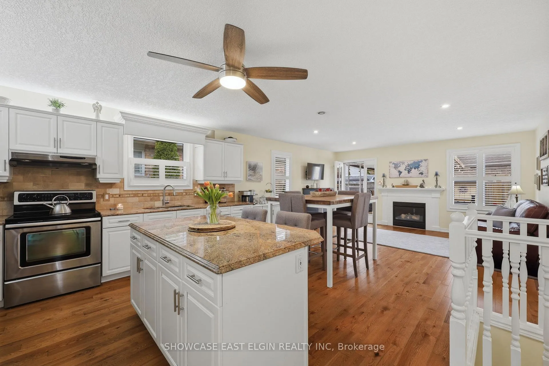 Photo 2 of 2 Harrington Crescent, St. Thomas — HOMEH