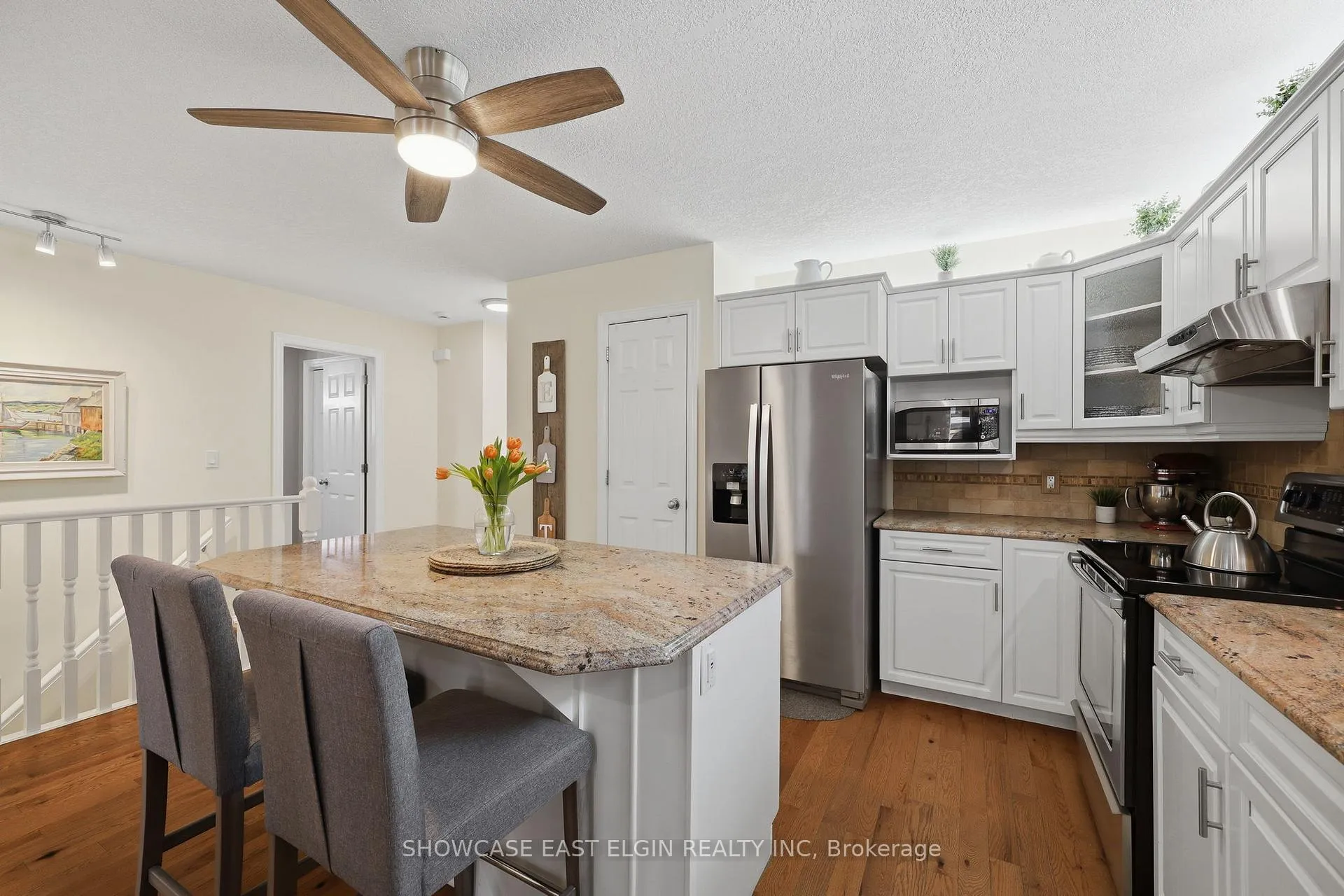 Photo 5 of 2 Harrington Crescent, St. Thomas — HOMEH