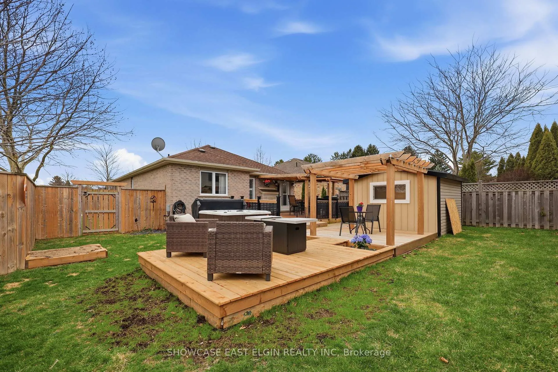 Photo 23 of 2 Harrington Crescent, St. Thomas — HOMEH