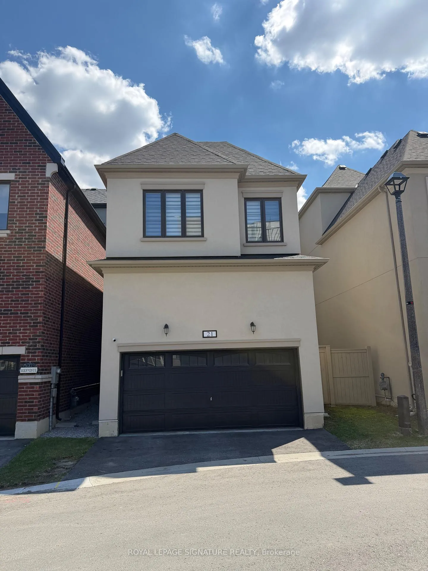 Photo 8 of 21 Kohn Lane, Markham, Angus Glen — HOMEH