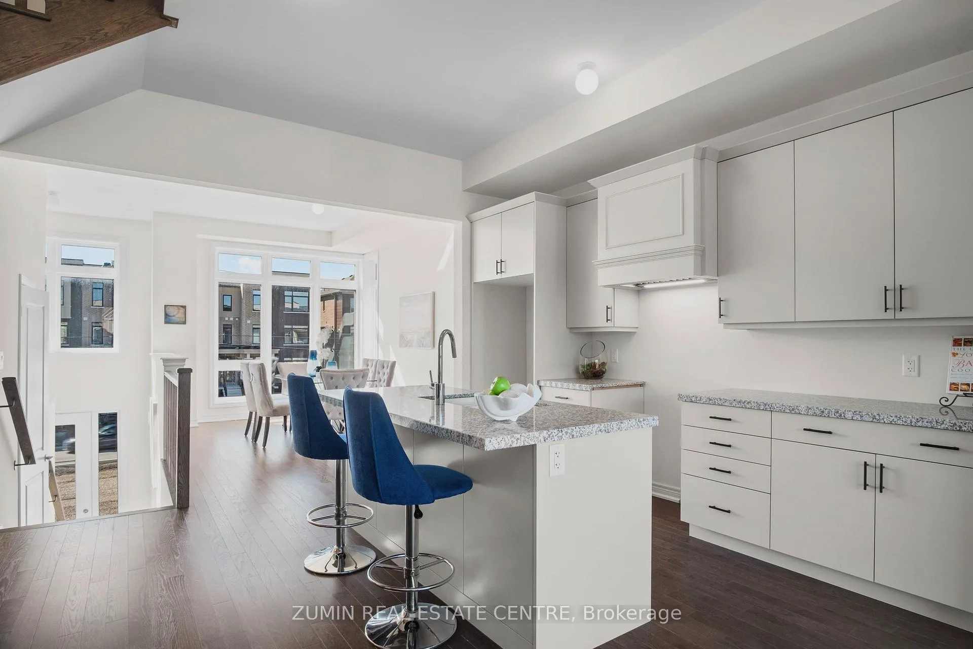 Photo 7 of 3189 Sixth Line, Oakville, Glenorchy — HOMEH
