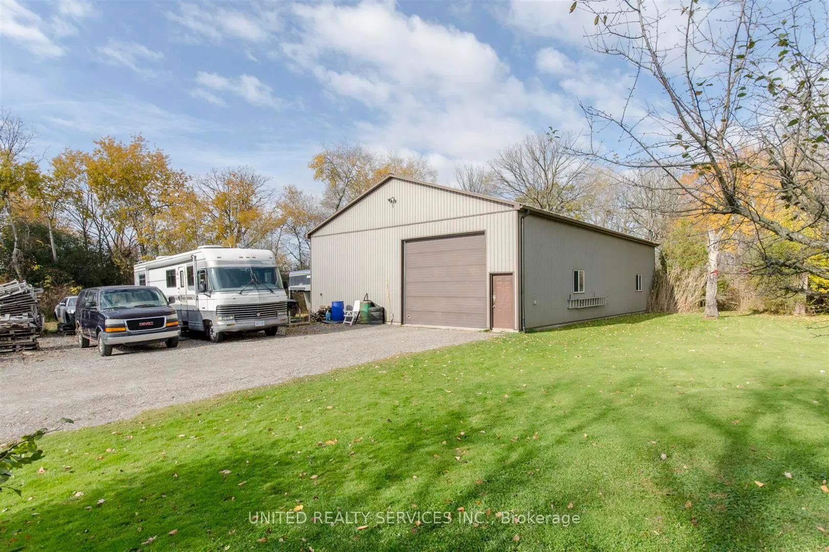 Photo 6 of 22181 Cherry Hill Road, Thames Centre, Rural Thames Centre — HOMEH