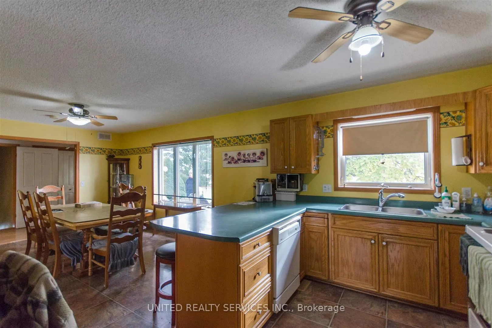 Photo 20 of 22181 Cherry Hill Road, Thames Centre, Rural Thames Centre — HOMEH