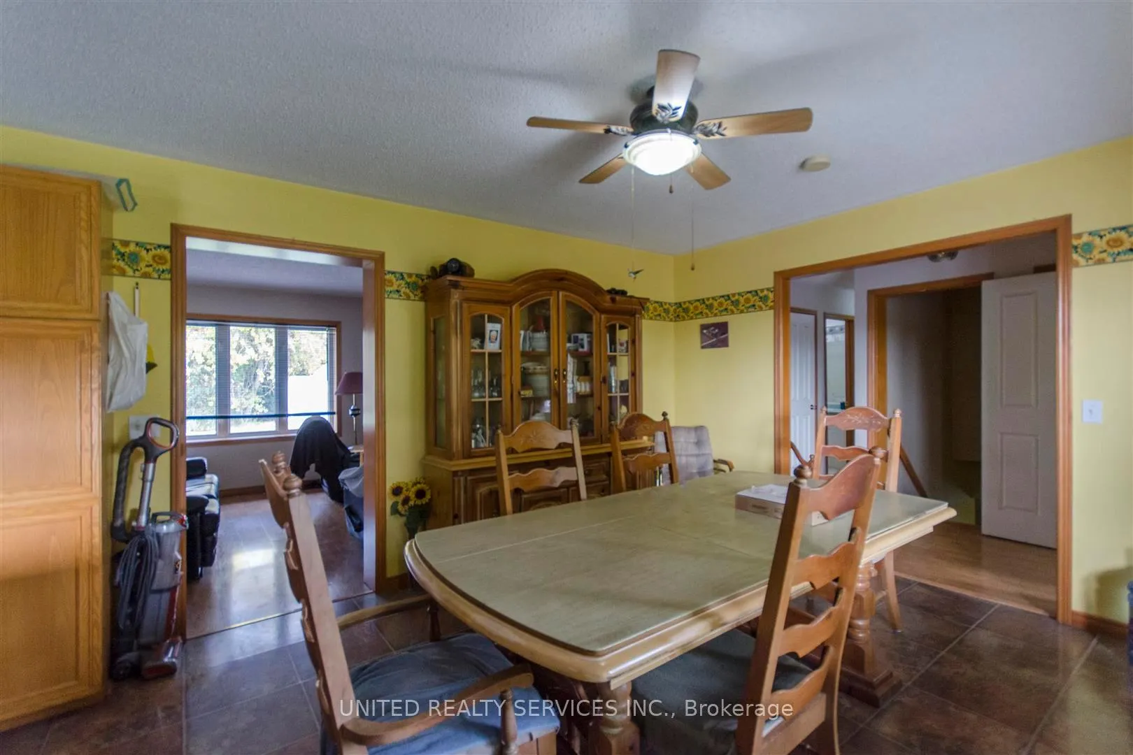 Photo 22 of 22181 Cherry Hill Road, Thames Centre, Rural Thames Centre — HOMEH