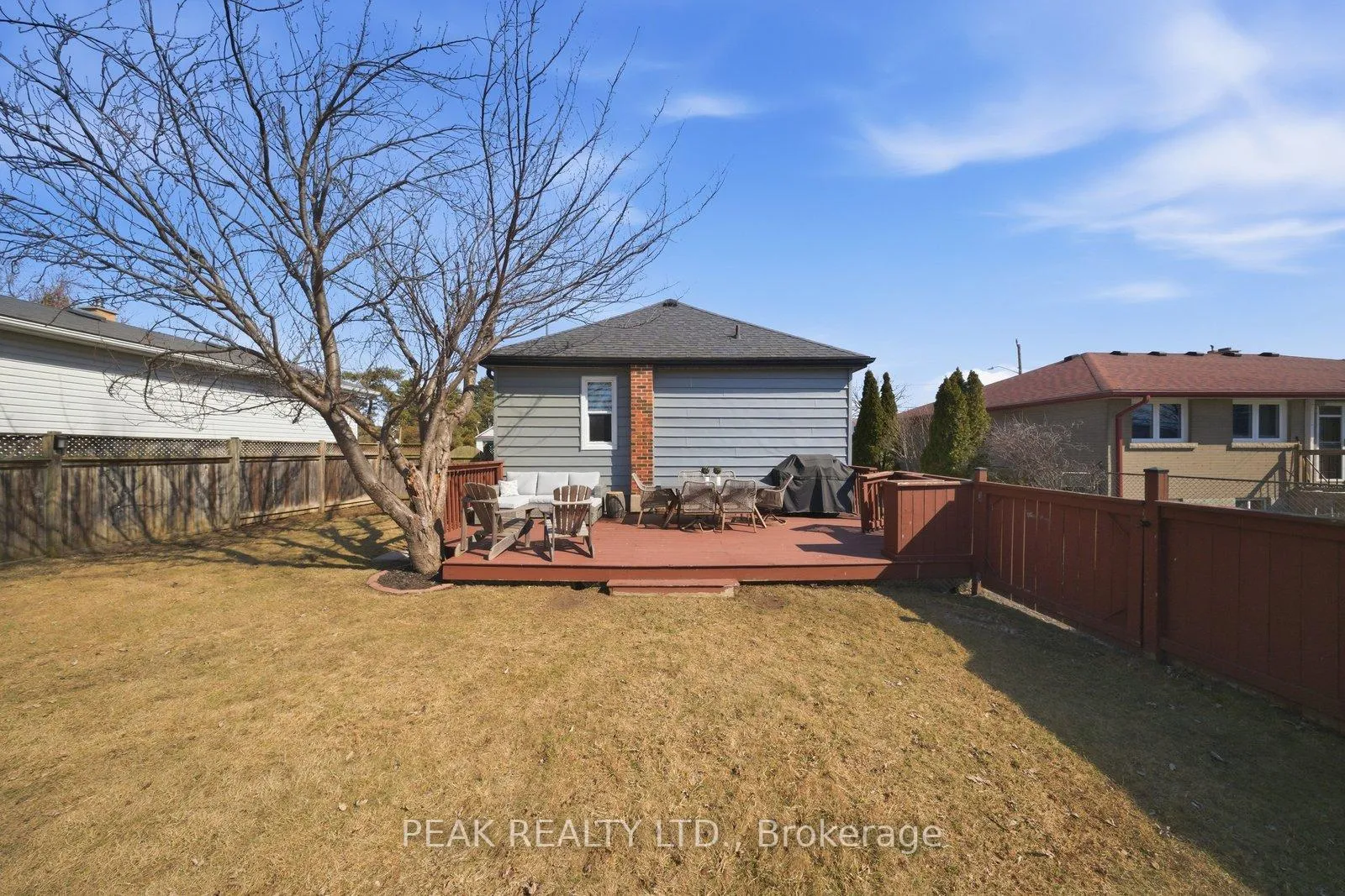 Photo 33 of 31 Willow Drive, Brantford — HOMEH
