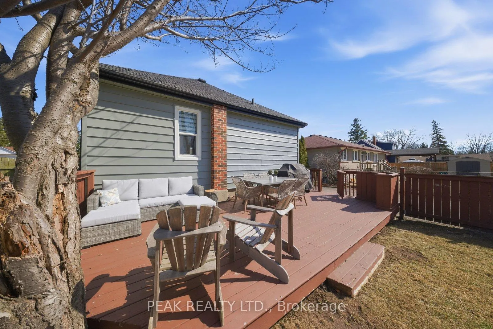 Photo 34 of 31 Willow Drive, Brantford — HOMEH