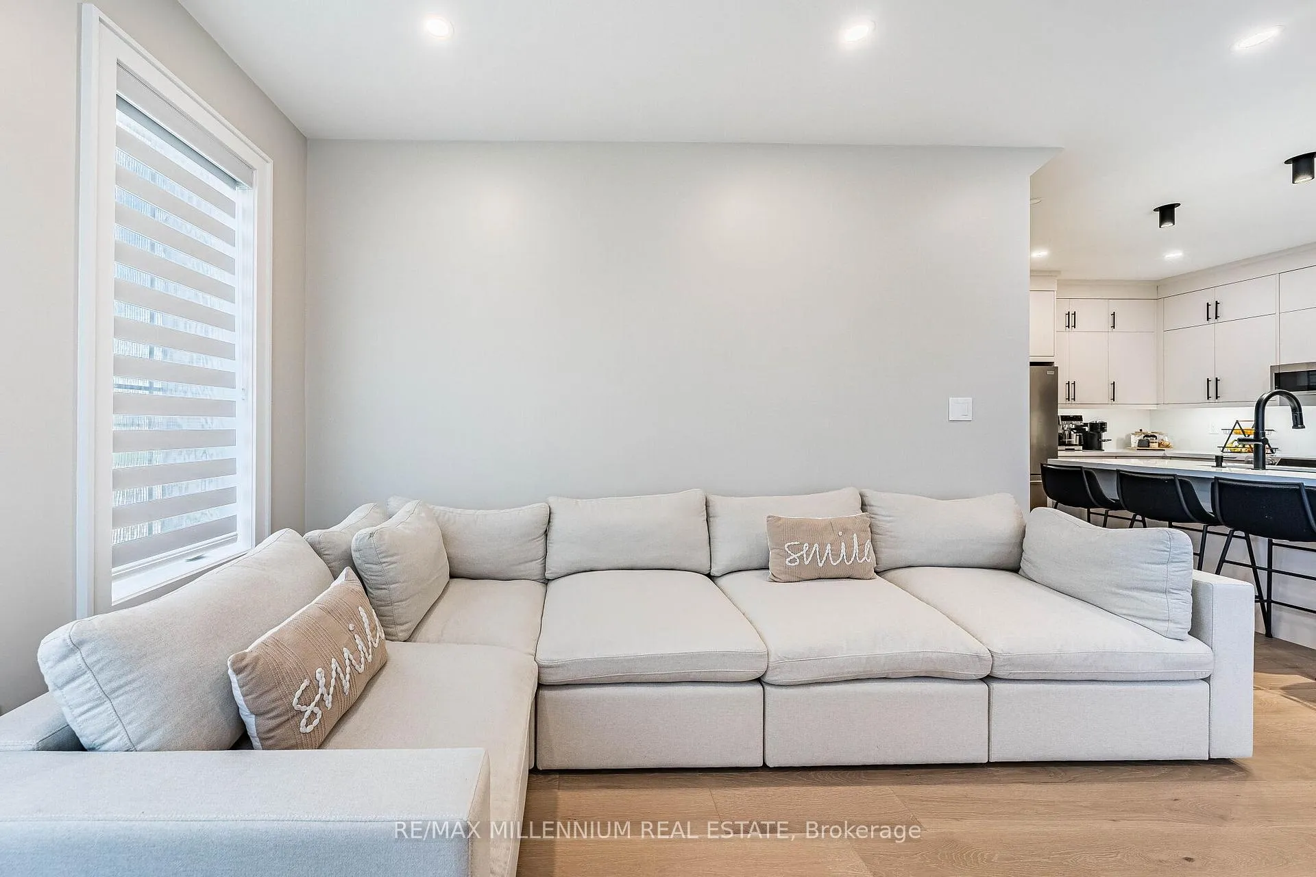 Photo 19 of 288 Barons Street, Vaughan, Kleinburg — HOMEH