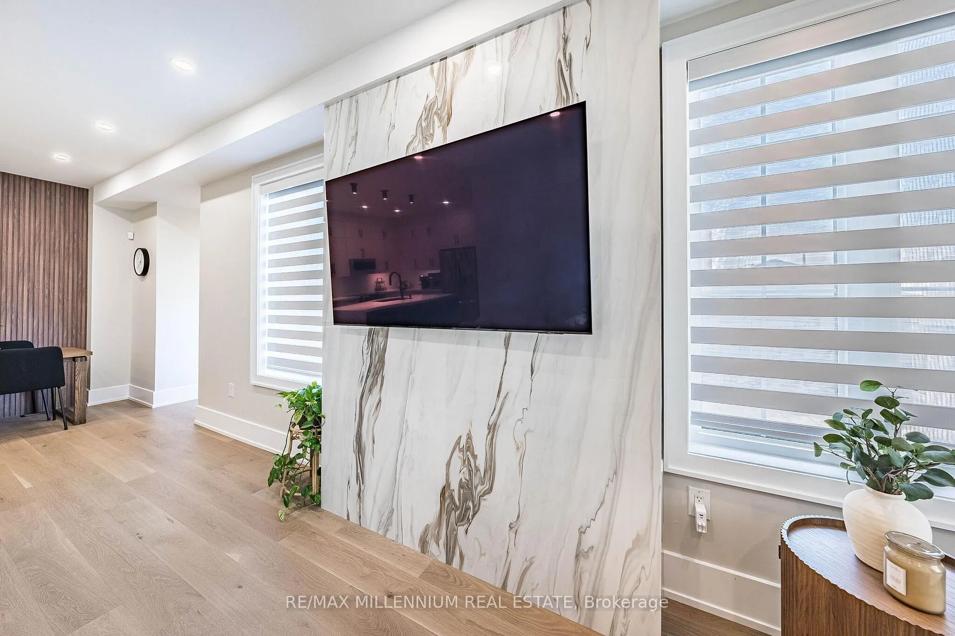 Photo 20 of 288 Barons Street, Vaughan, Kleinburg — HOMEH