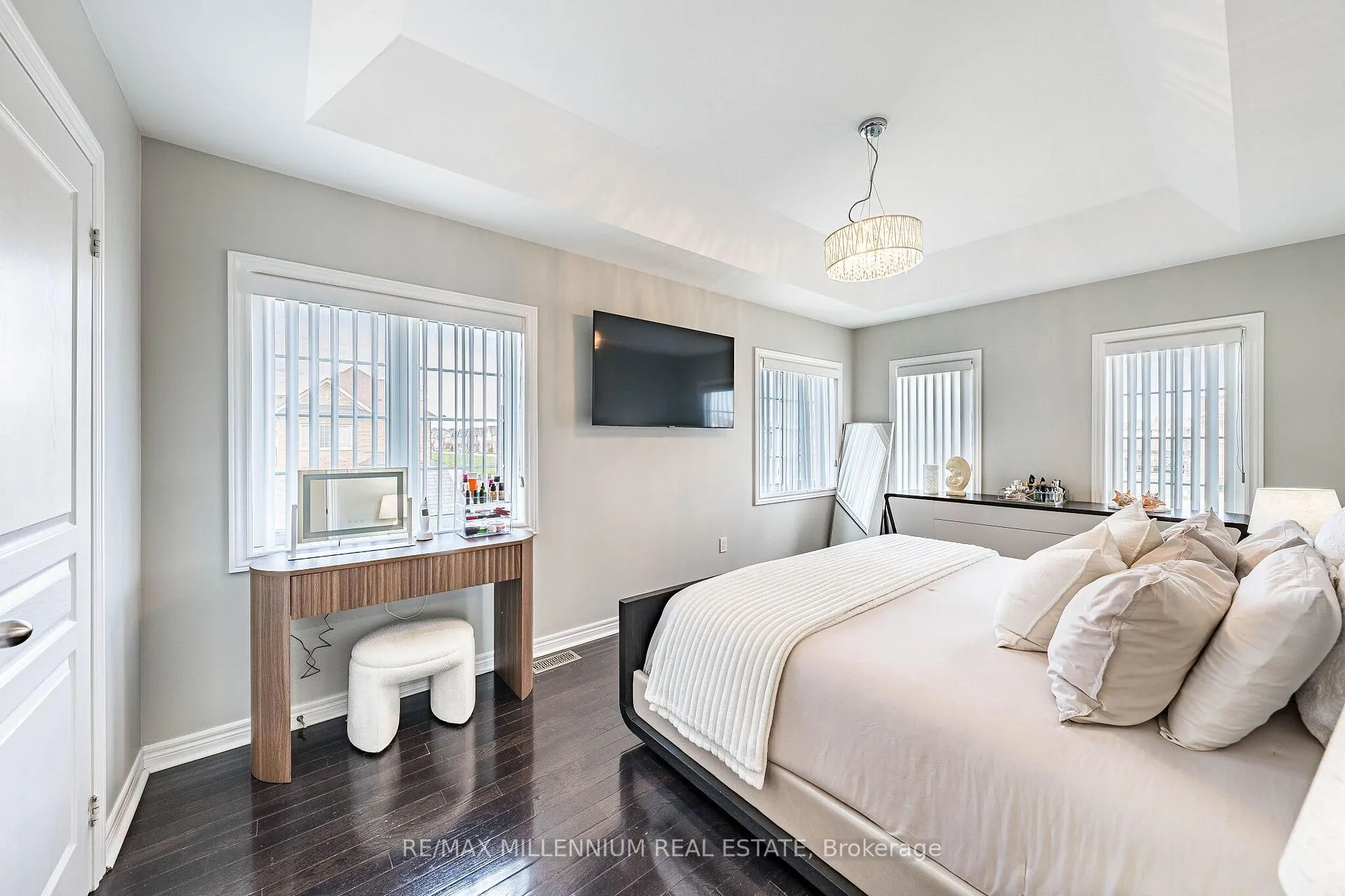 Photo 25 of 288 Barons Street, Vaughan, Kleinburg — HOMEH