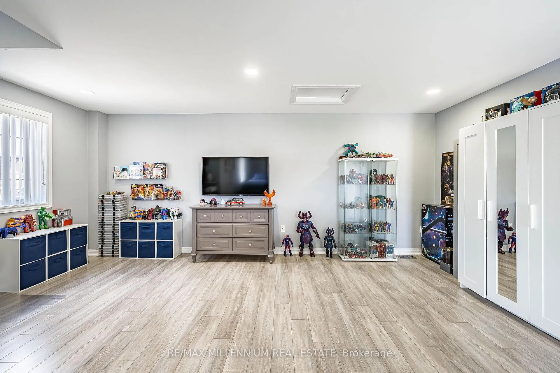 Photo 32 of 288 Barons Street, Vaughan, Kleinburg — HOMEH