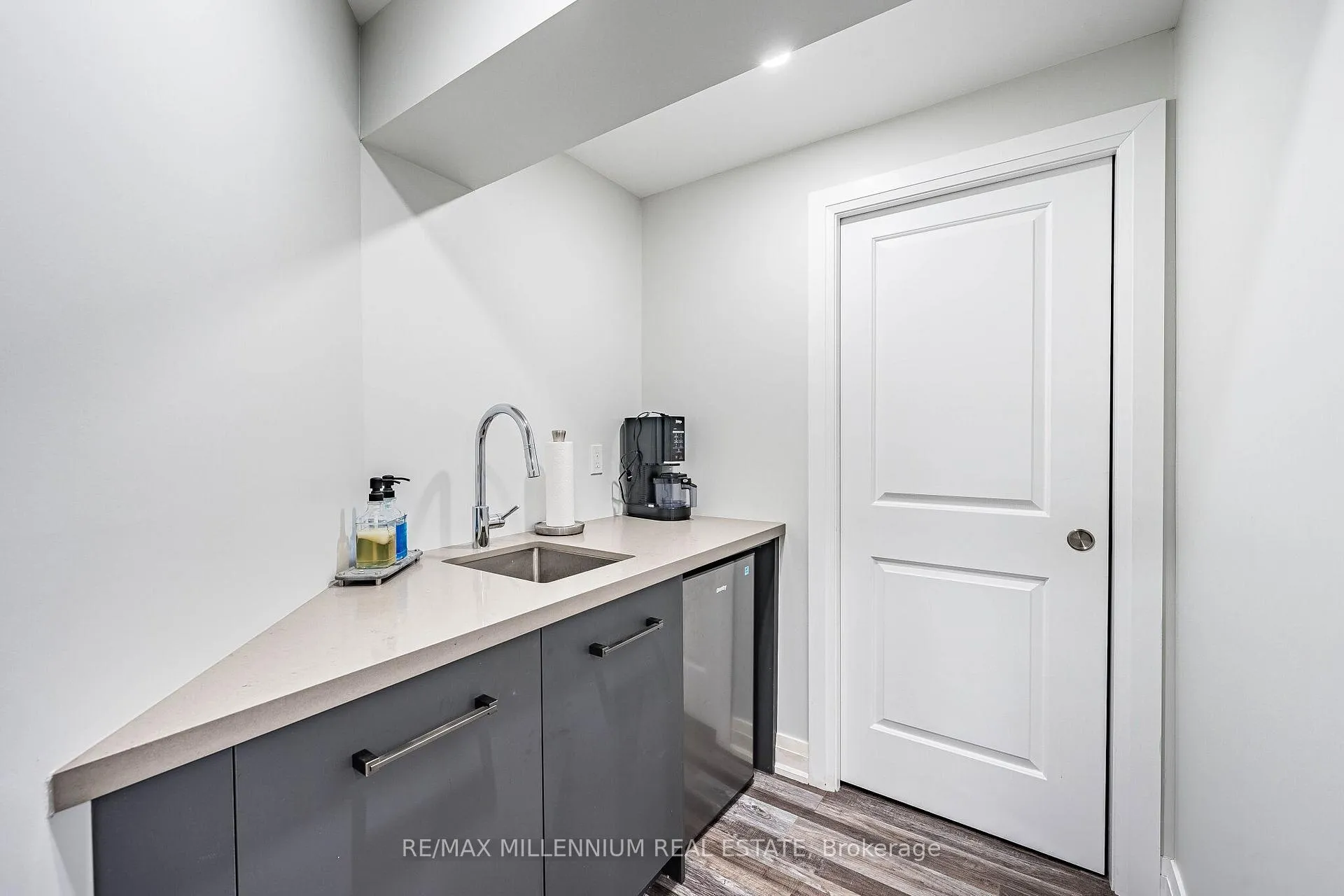 Photo 37 of 288 Barons Street, Vaughan, Kleinburg — HOMEH