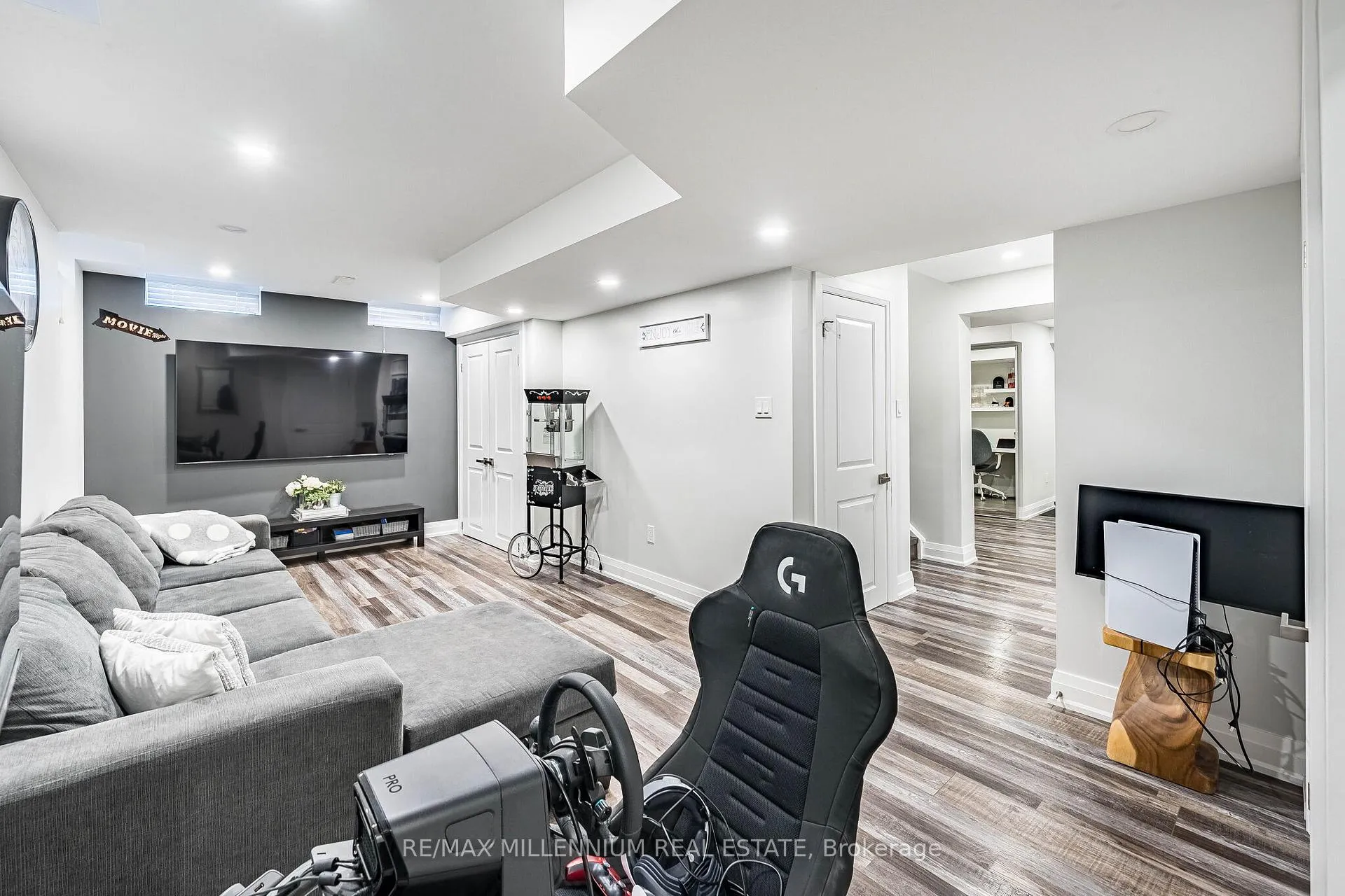 Photo 38 of 288 Barons Street, Vaughan, Kleinburg — HOMEH