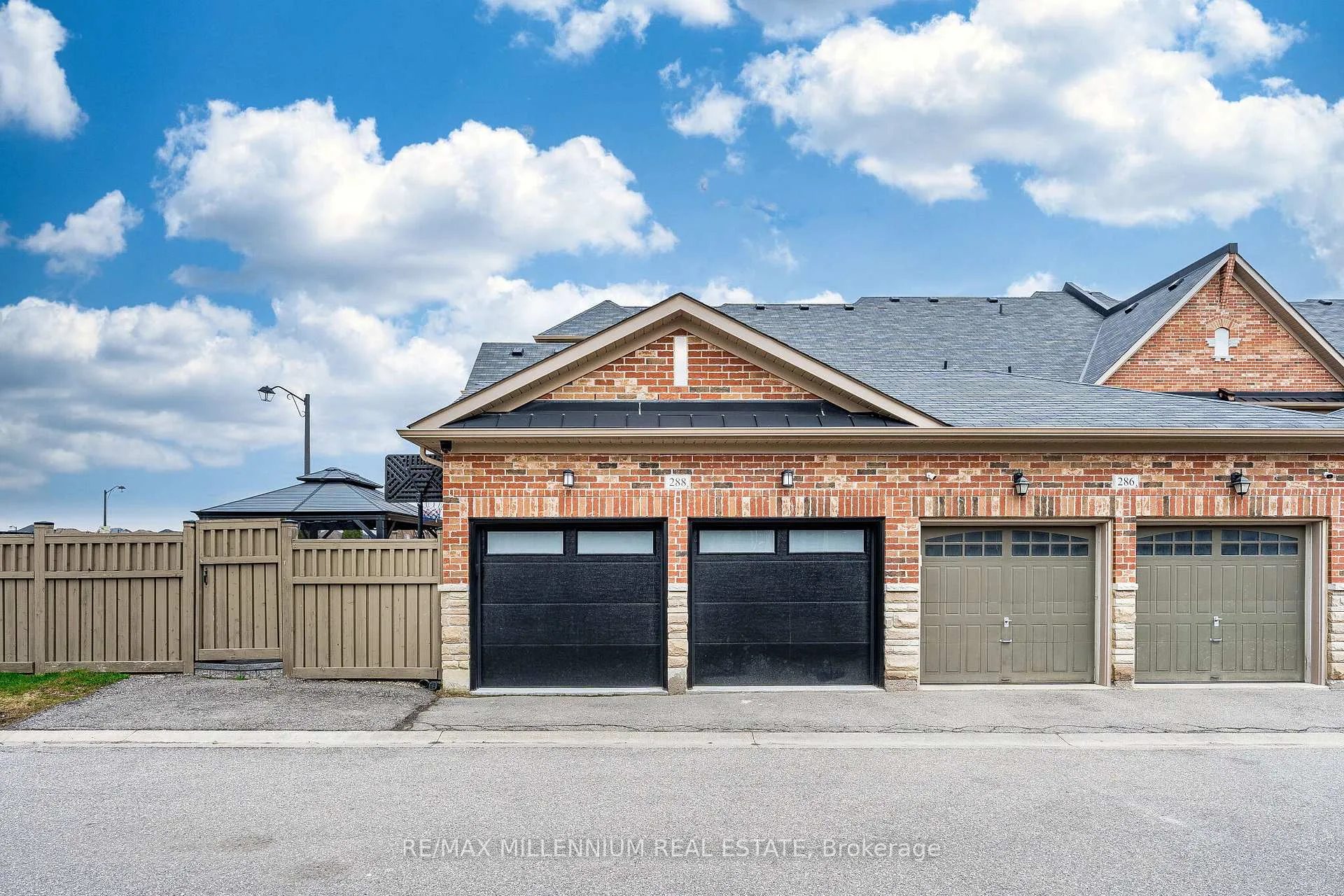Photo 48 of 288 Barons Street, Vaughan, Kleinburg — HOMEH