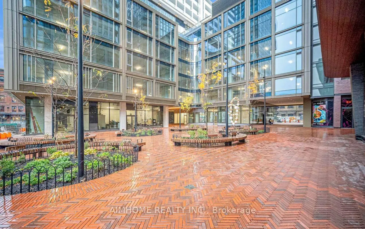 Photo 4 of Unit 701, 88 Queen Street E, Toronto, Church-Yonge Corridor — HOMEH