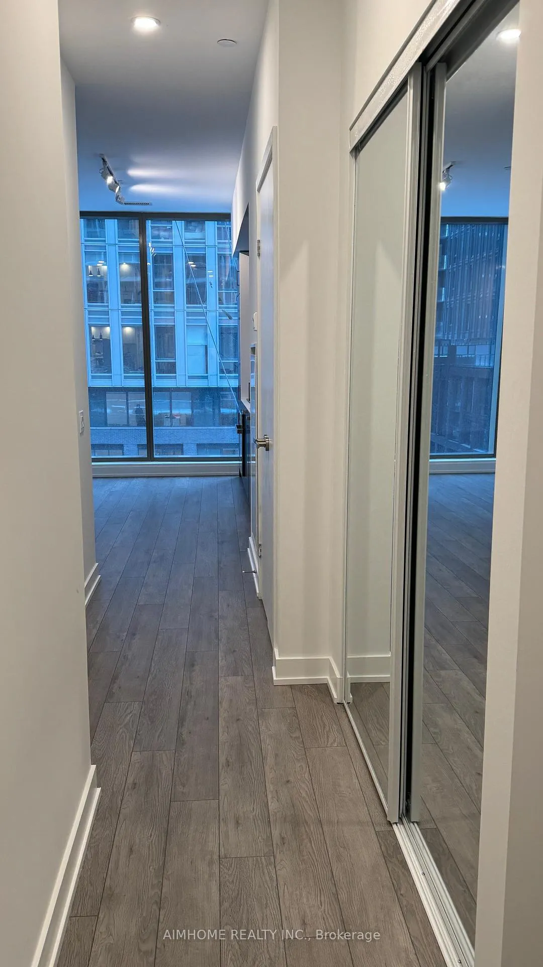 Photo 6 of Unit 701, 88 Queen Street E, Toronto, Church-Yonge Corridor — HOMEH