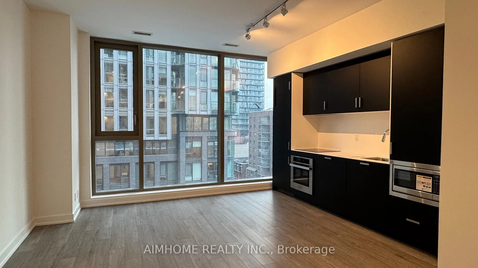 Photo 7 of Unit 701, 88 Queen Street E, Toronto, Church-Yonge Corridor — HOMEH