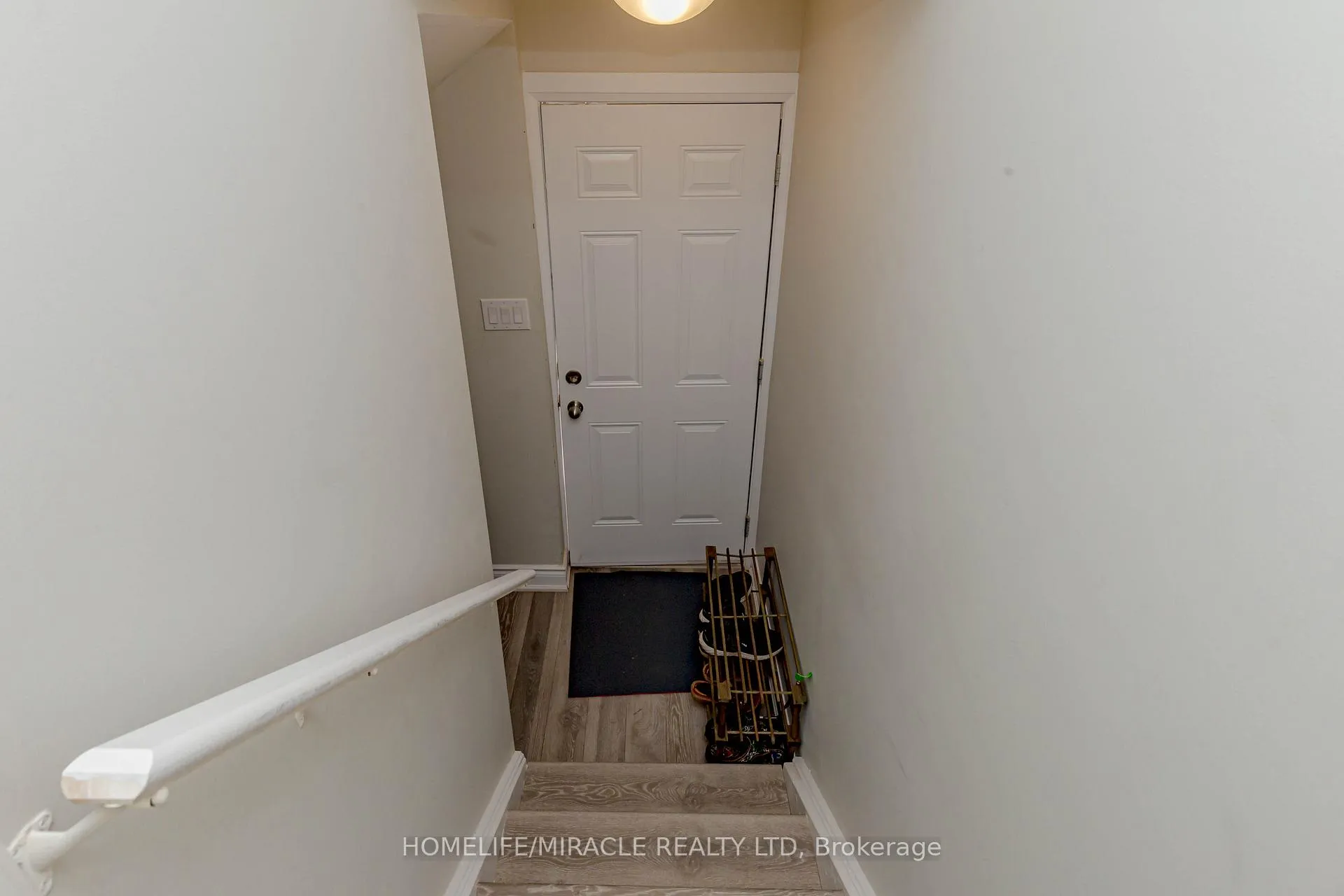 Photo 11 of 69 Allegro Drive, Brampton, Credit Valley — HOMEH