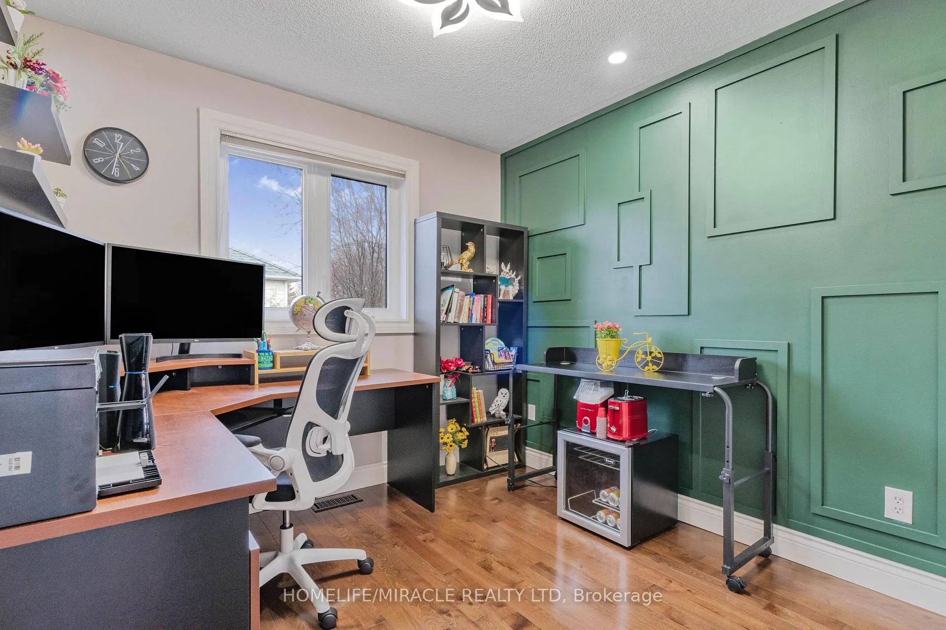 Photo 31 of 33 Auburn Lane, Clarington, Courtice — HOMEH