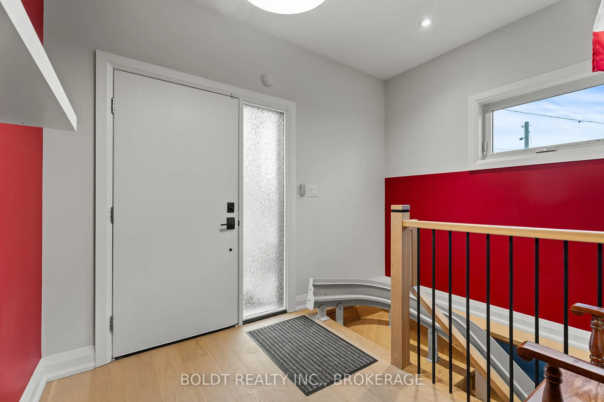 Photo 2 of 1074B Vansickle Road N, St. Catharines, Grapeview — HOMEH