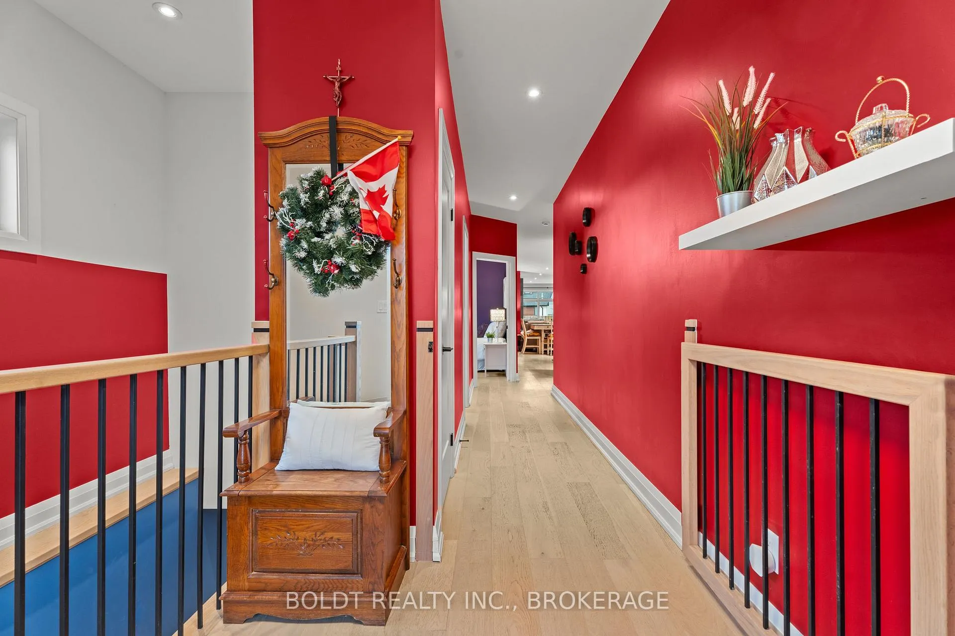 Photo 3 of 1074B Vansickle Road N, St. Catharines, Grapeview — HOMEH