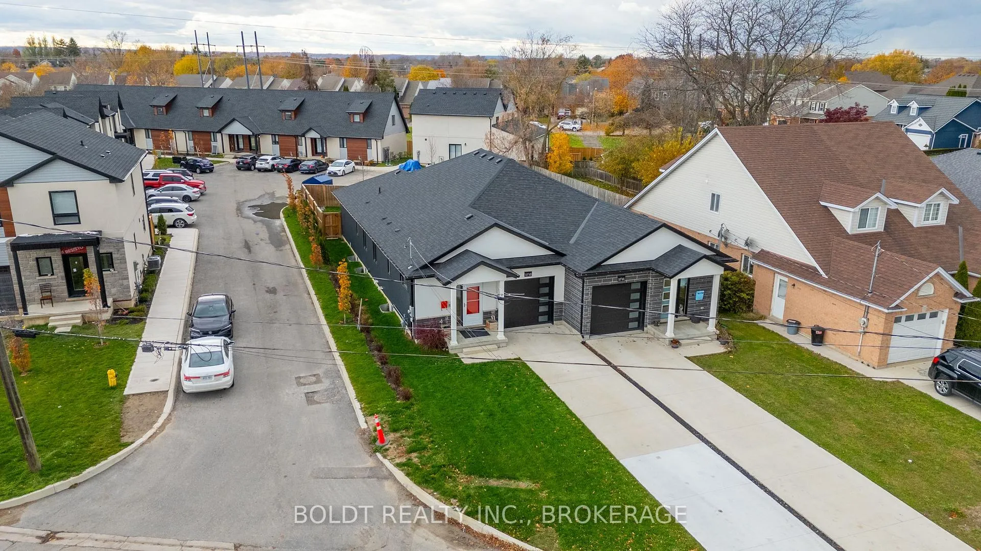 Photo 38 of 1074B Vansickle Road N, St. Catharines, Grapeview — HOMEH