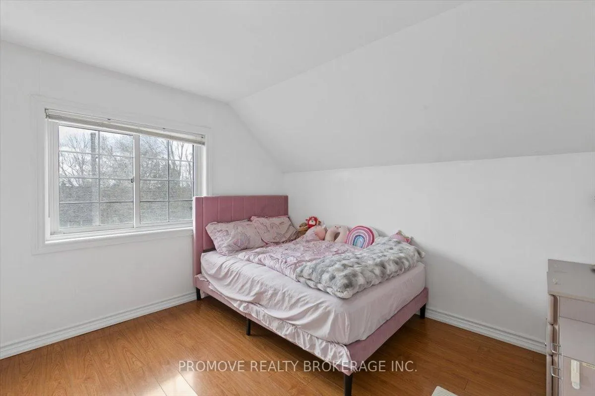 Photo 13 of 18 Gowdy Avenue, Guelph, Junction/Onward Willow — HOMEH