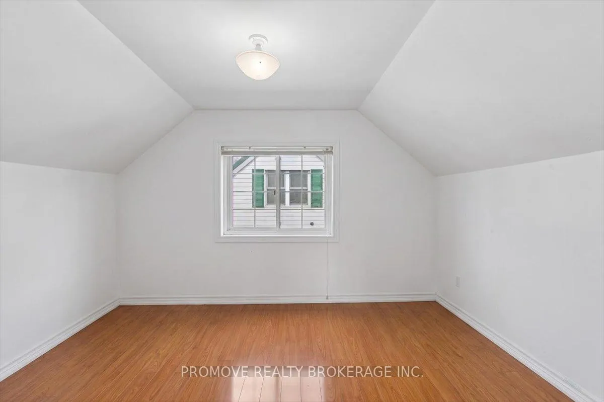 Photo 14 of 18 Gowdy Avenue, Guelph, Junction/Onward Willow — HOMEH