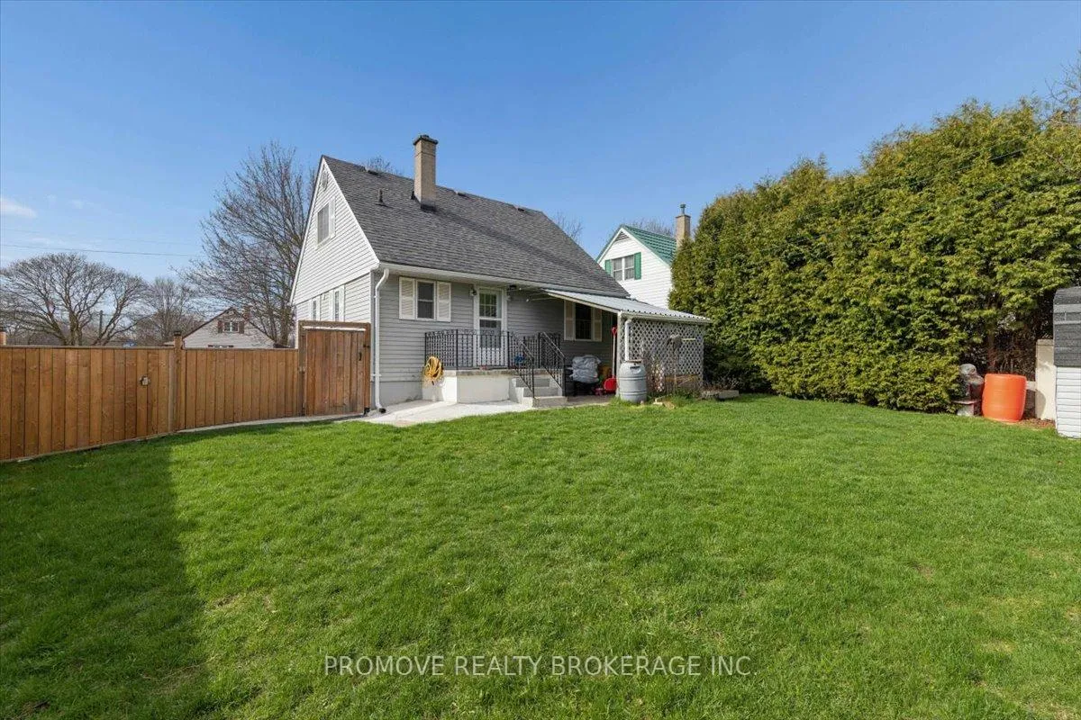 Photo 21 of 18 Gowdy Avenue, Guelph, Junction/Onward Willow — HOMEH