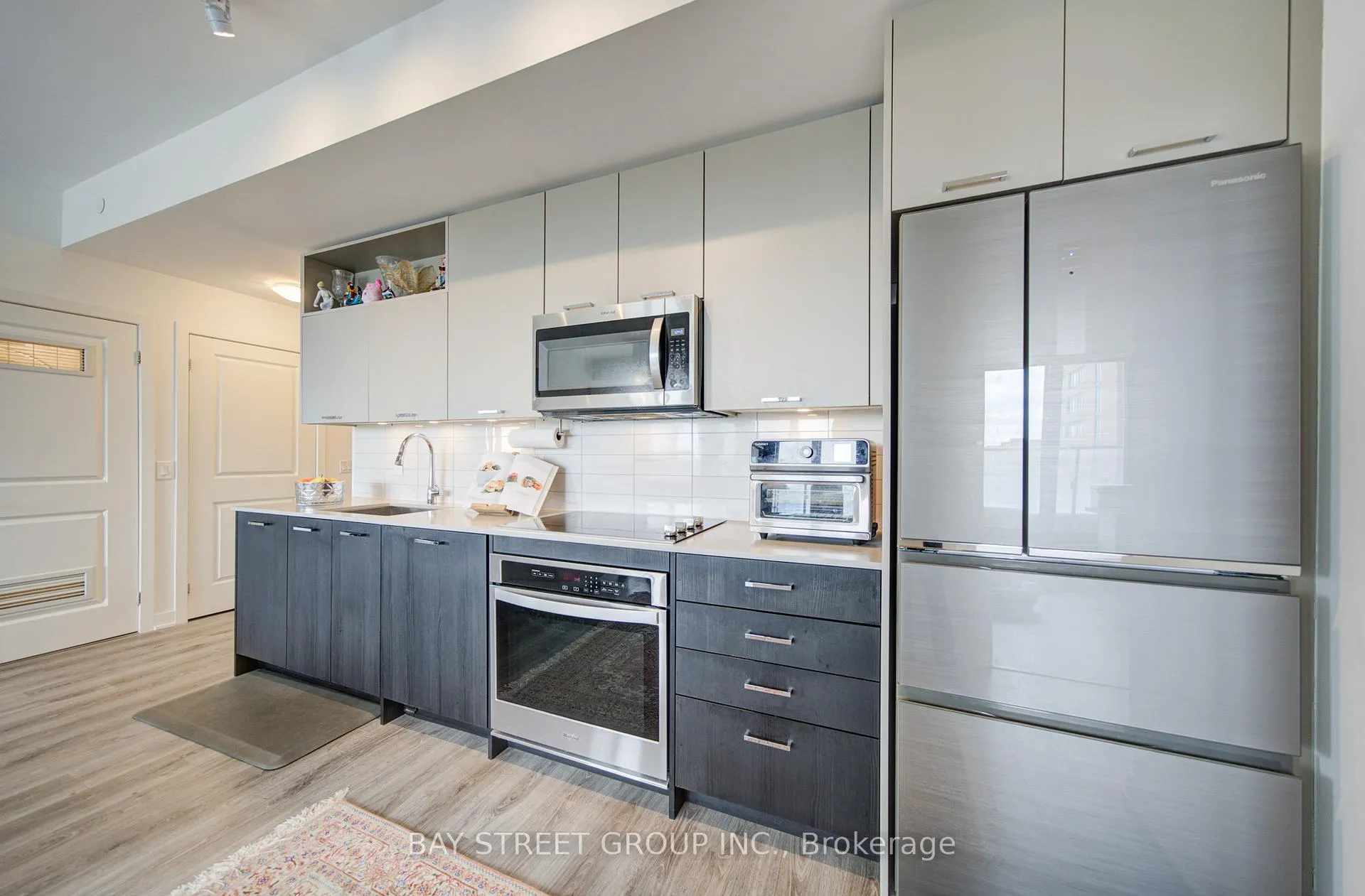 Photo 12 of Unit 210, 120 Eagle Rock Way, Vaughan, Rural Vaughan — HOMEH