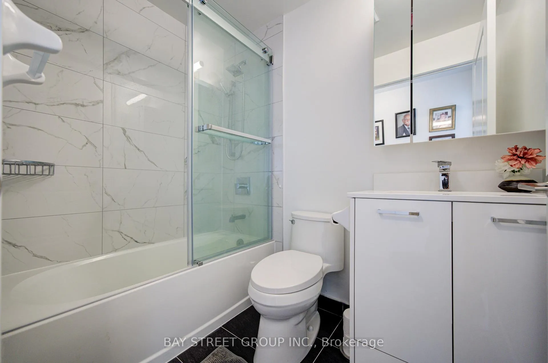 Photo 25 of Unit 210, 120 Eagle Rock Way, Vaughan, Rural Vaughan — HOMEH