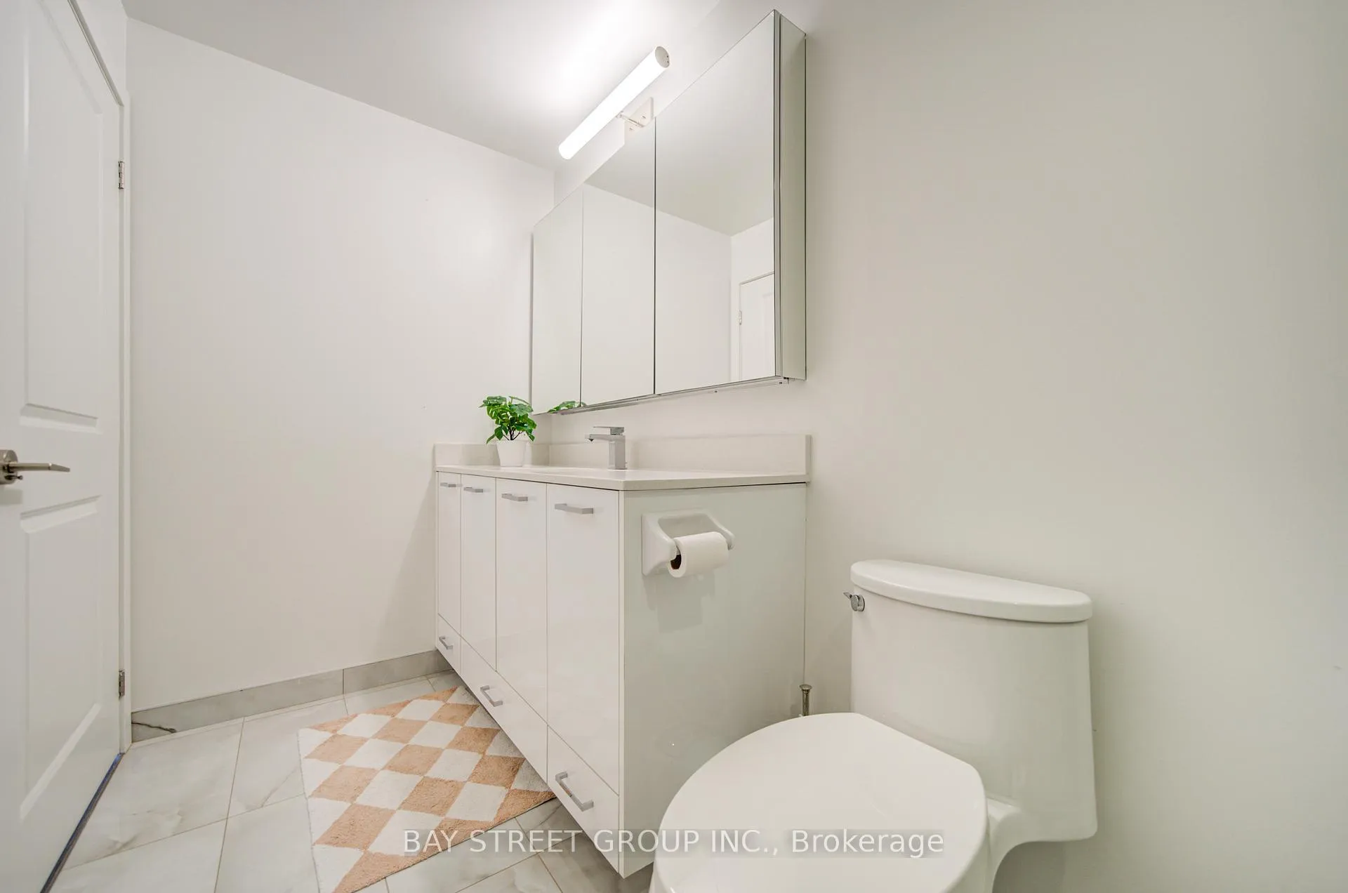 Photo 31 of Unit 210, 120 Eagle Rock Way, Vaughan, Rural Vaughan — HOMEH