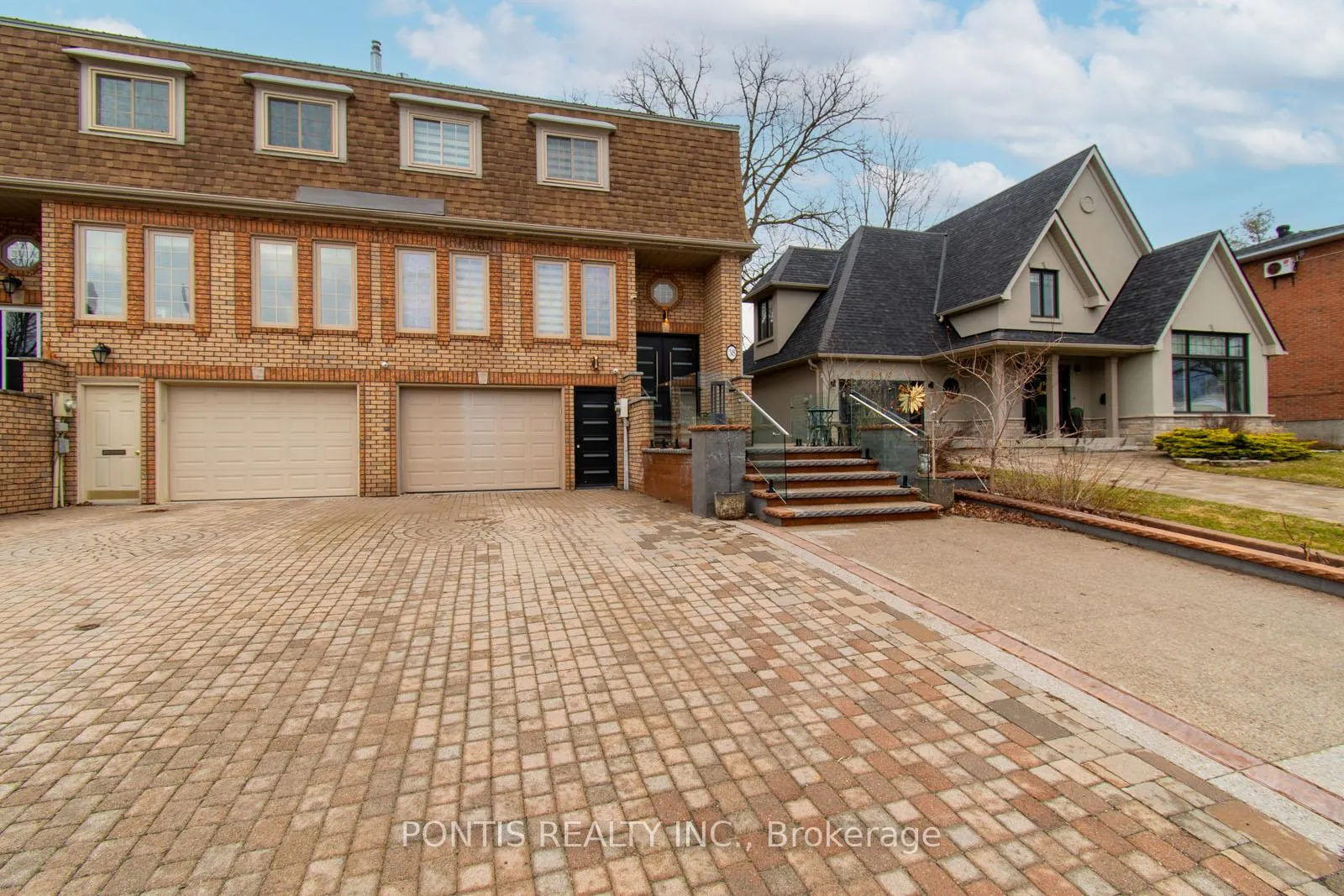 Photo 1 of 38 Kempenfelt Drive, Barrie, City Centre — HOMEH