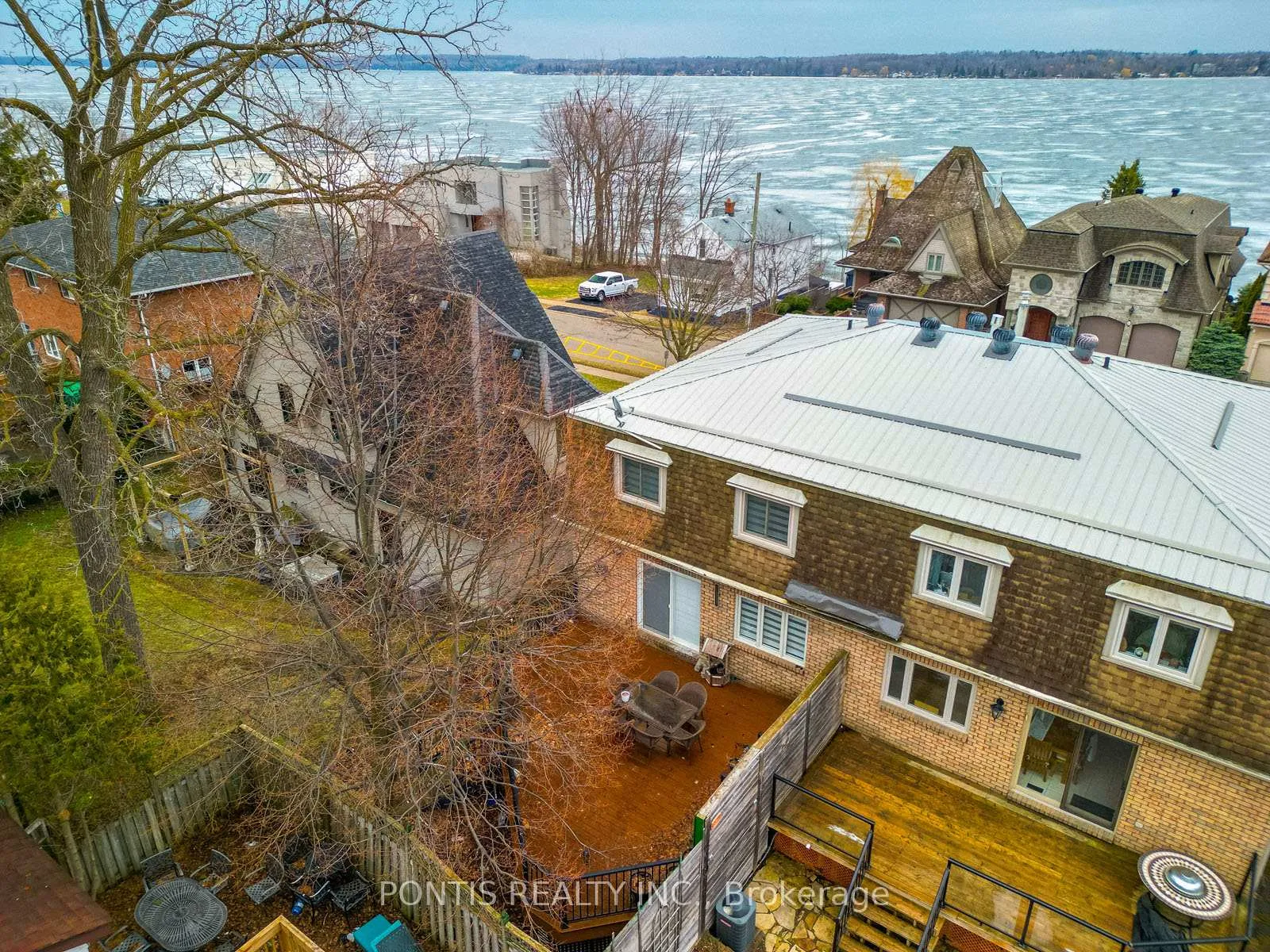 Photo 39 of 38 Kempenfelt Drive, Barrie, City Centre — HOMEH