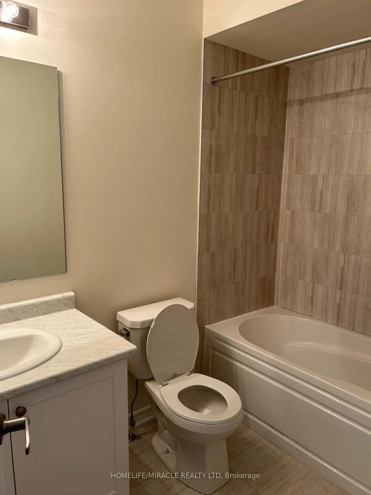 Photo 15 of 2547 Hibiscus Drive, Pickering, Rural Pickering — HOMEH