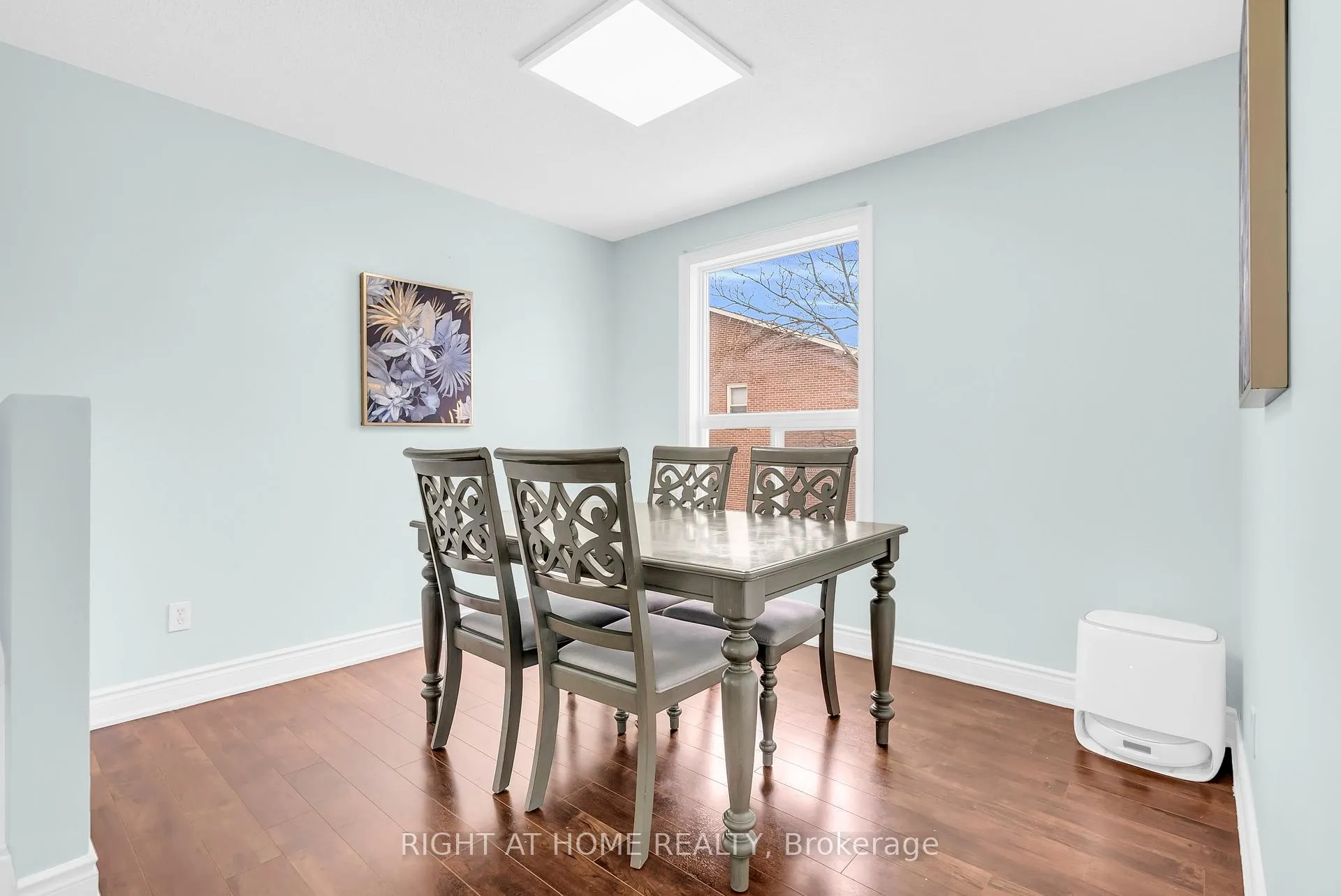 Photo 13 of 56 Eden Park Drive, Brampton, Southgate — HOMEH