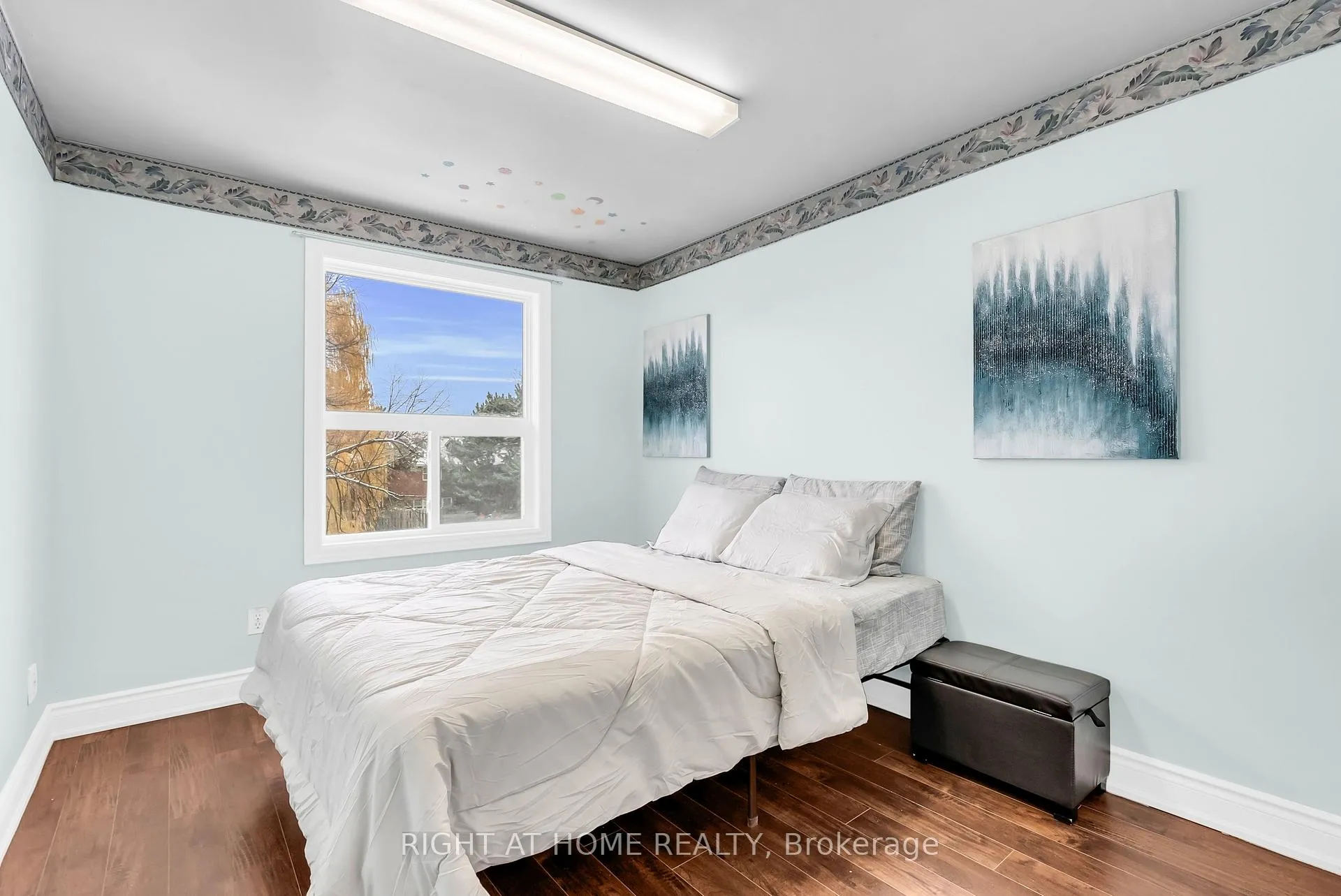 Photo 25 of 56 Eden Park Drive, Brampton, Southgate — HOMEH