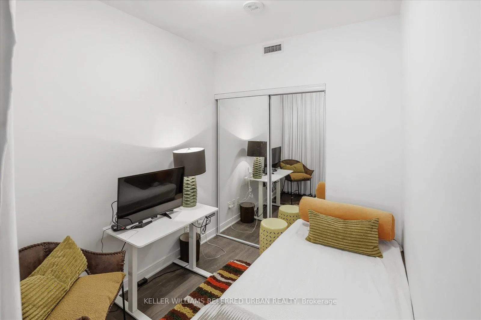 Photo 8 of Unit N467, 35 Rolling Mills Road, Toronto, Waterfront Communities — HOMEH