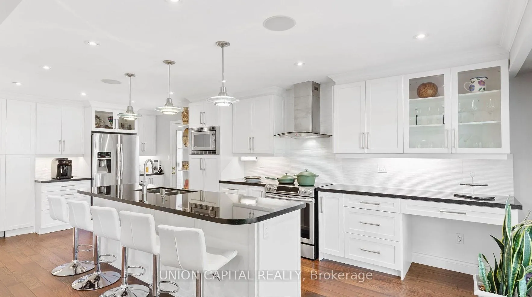 Photo 3 of Unit MAIN, 1857 Parkside Drive, Pickering, Amberlea — HOMEH