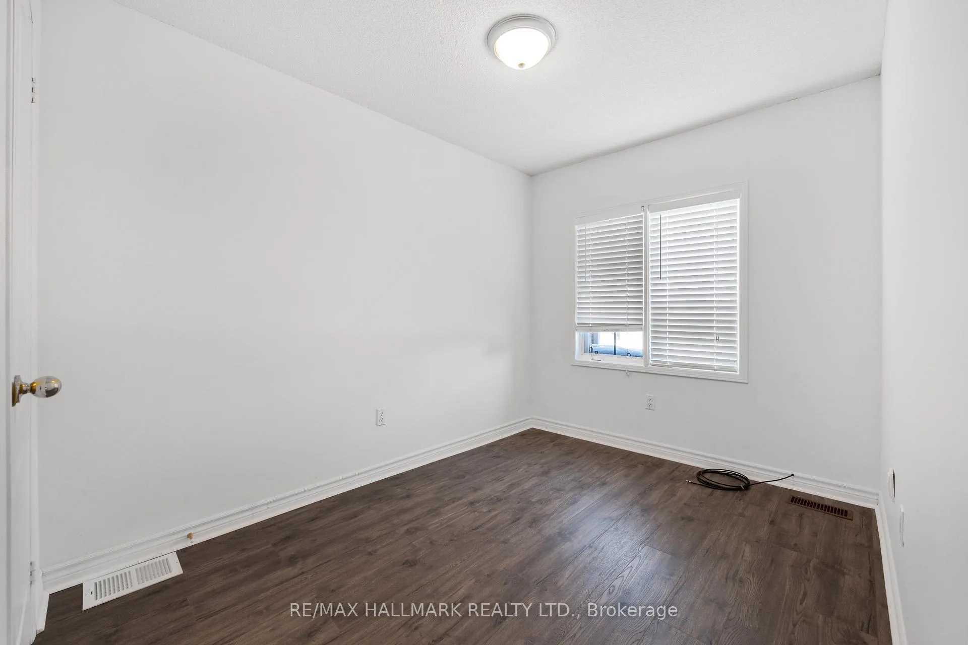 Photo 21 of 19 Parktree Drive, Vaughan, Maple — HOMEH
