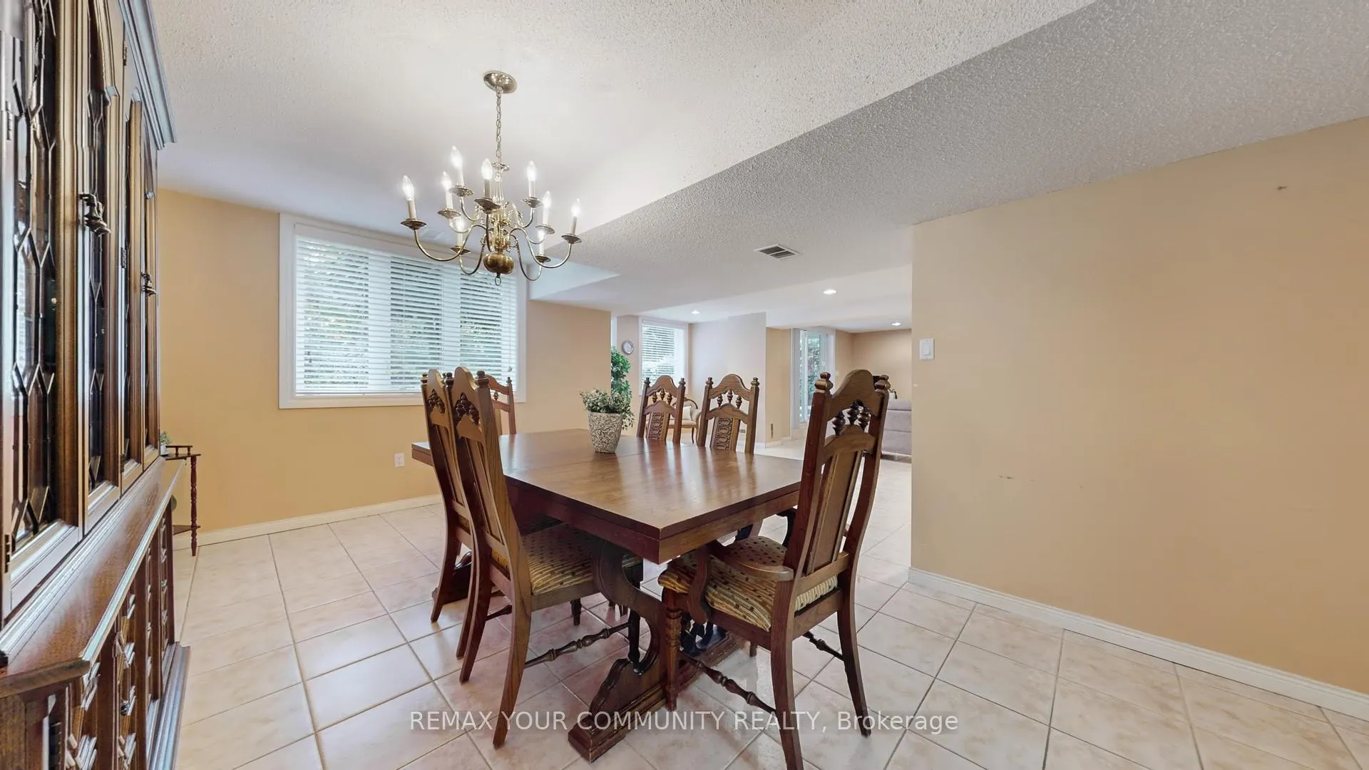 Photo 34 of 35 La Rush Drive, Etobicoke, Humber Heights — HOMEH
