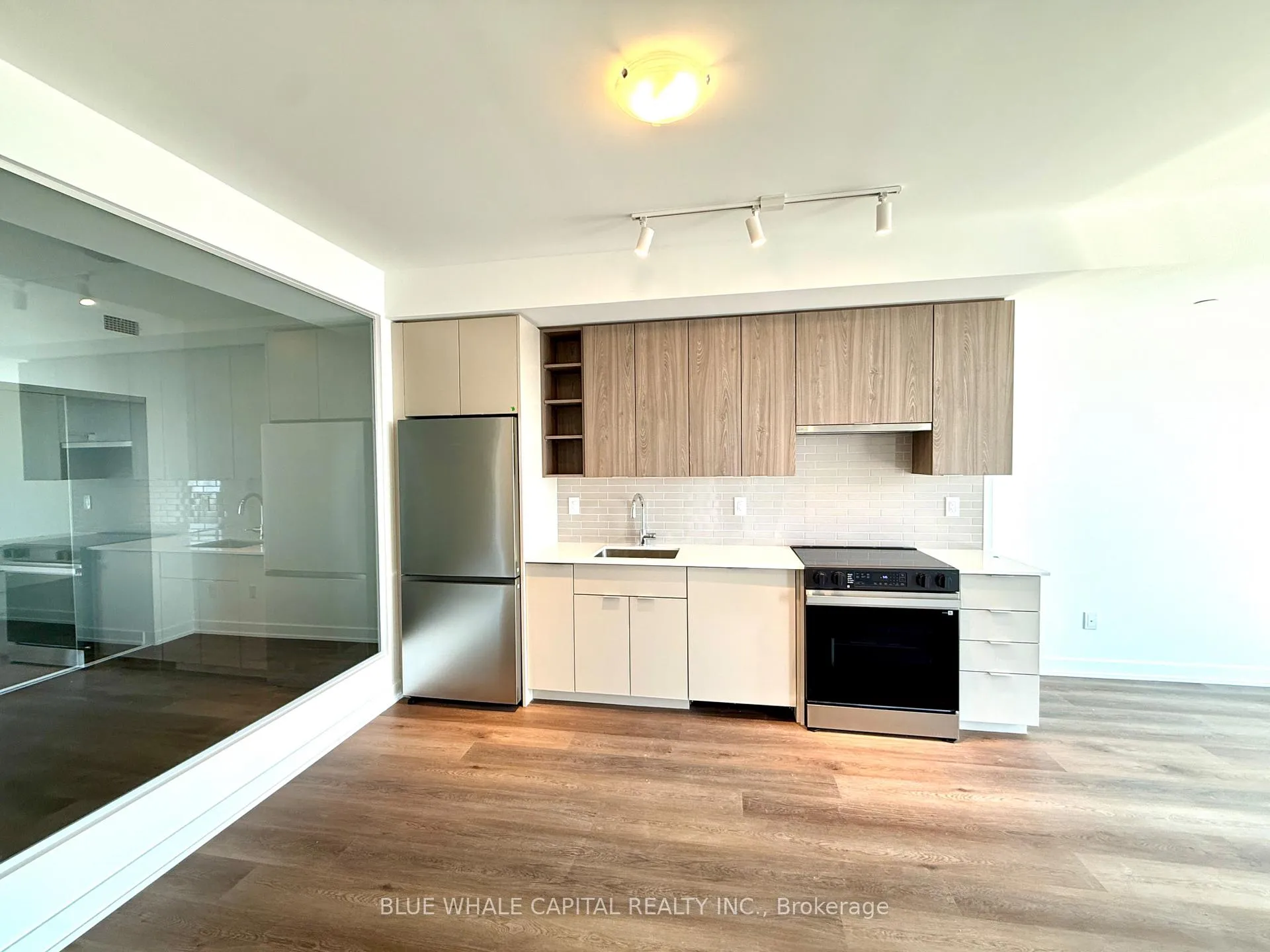 Photo 2 of Unit 307, 2075 Lakeshore Road, Burlington, Brant — HOMEH