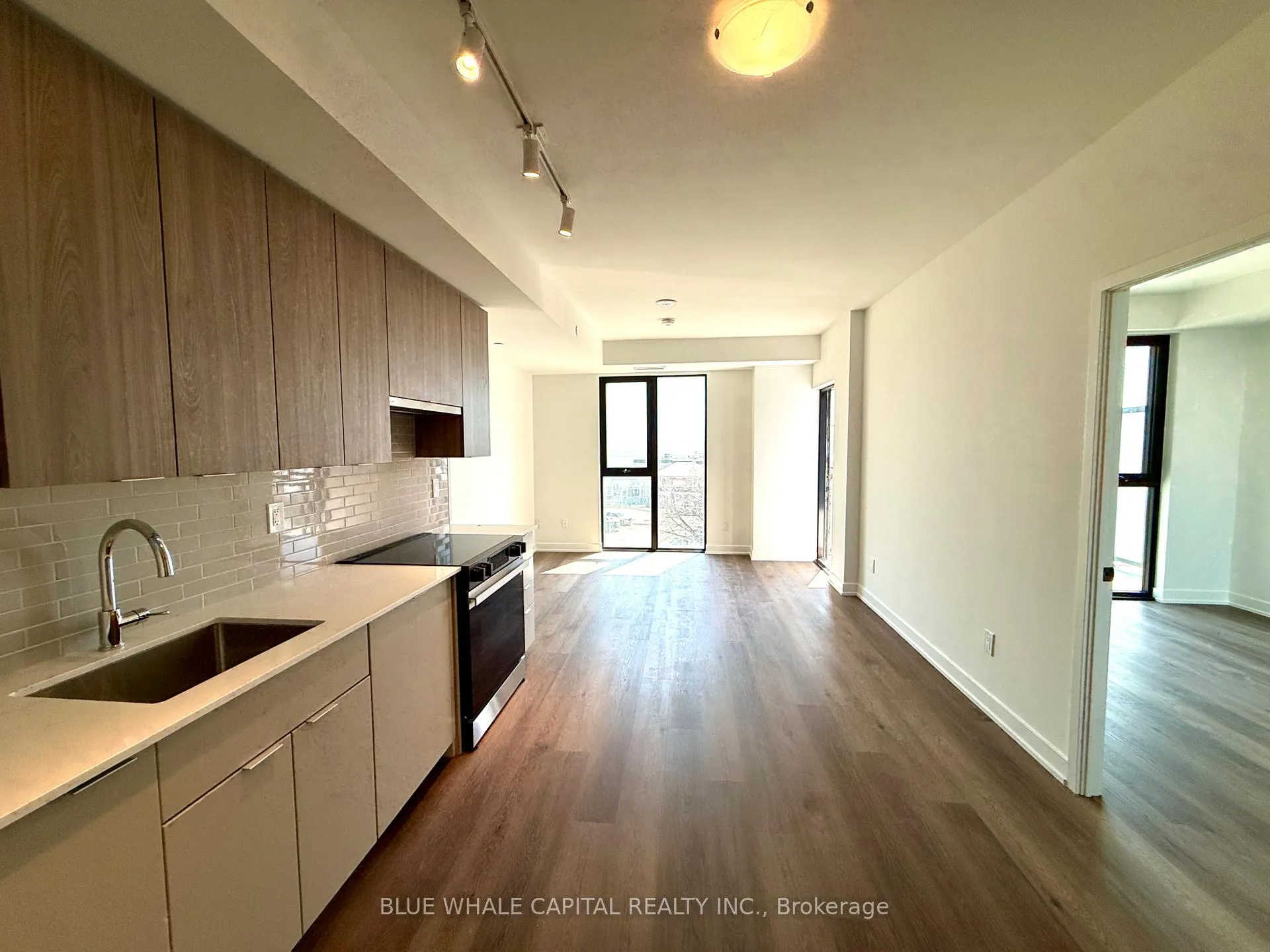 Photo 3 of Unit 307, 2075 Lakeshore Road, Burlington, Brant — HOMEH